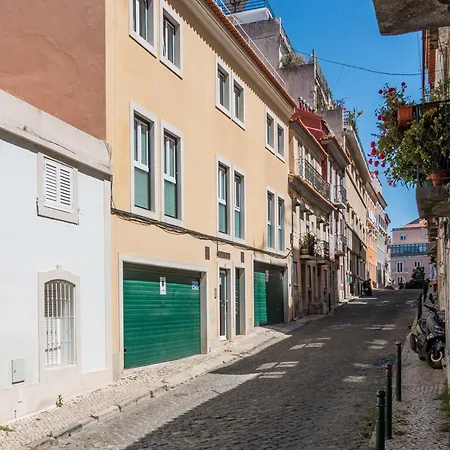 Best Of Principe Real Liberdade In The Heart Of Lisbon With Private Parking-3