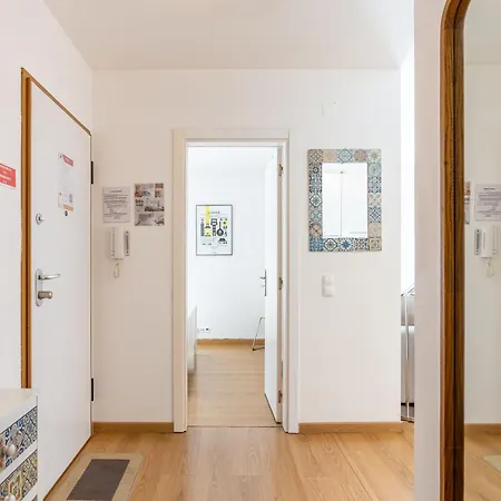 Best Of Principe Real Liberdade In The Heart Of Lisbon With Private Parking-2